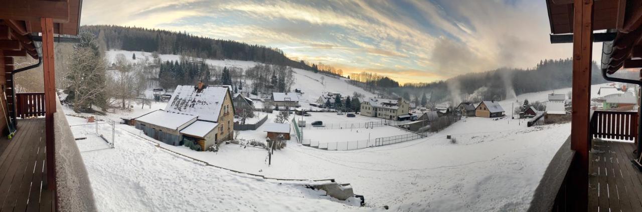 Rodinný dům na Sluneční stráni Dolni Dvur Exterior foto